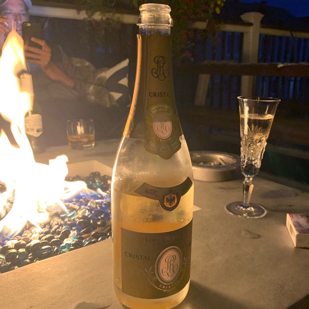 Meet your Posher, Caitlin